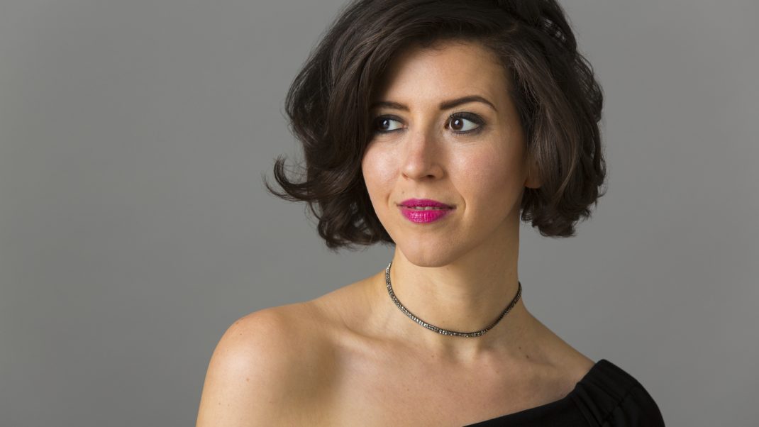 Lisette Oropesa and Il pomo d’oro team up for her debut solo album featuring Mozart aria