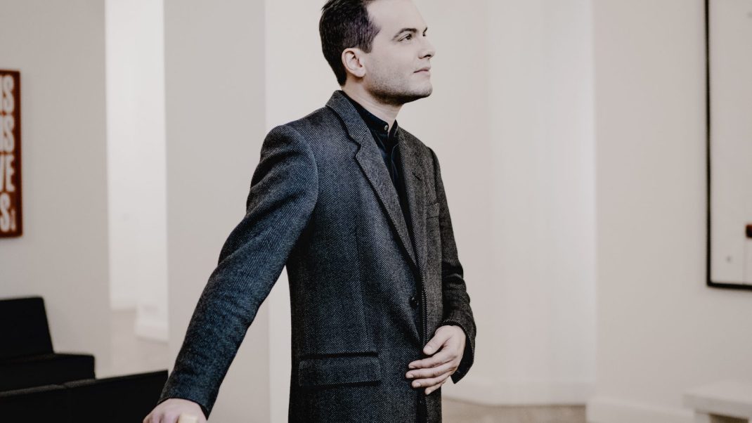 A Warm Welcome to Pianist Francesco Piemontesi