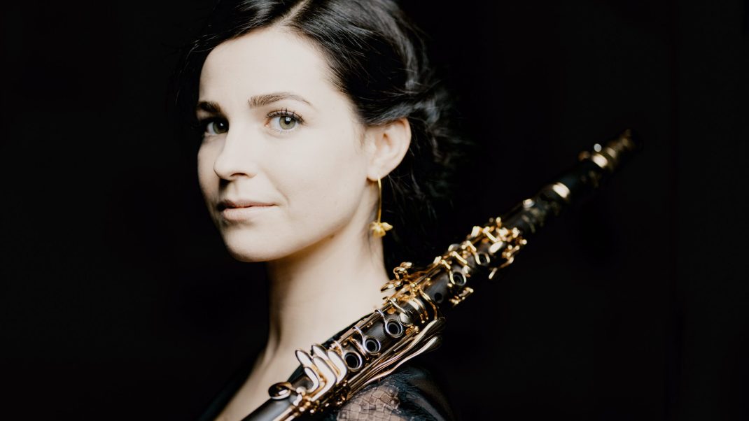 Clarinettist Annelien Van Wauwe debuts on the label