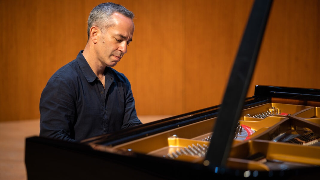 ‘Rachmaninoff Reflections’ With Inon Barnatan Offers Rachmaninoff’s Most Cherished Piano Works