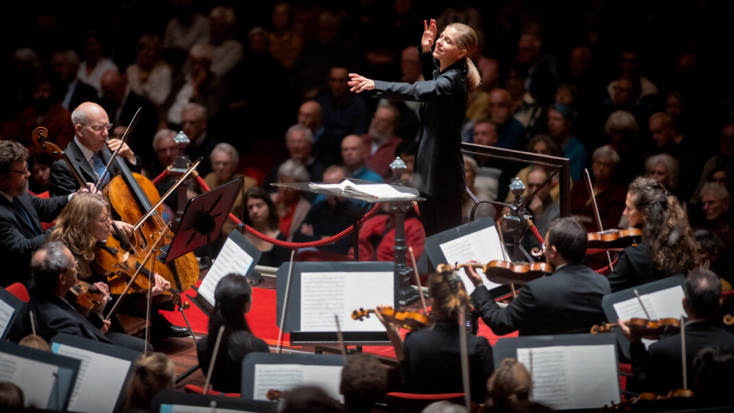 Karina Canellakis with Netherlands Radio Phil present ‘Rachmaninoff: The Bells & Symphonic Dances’